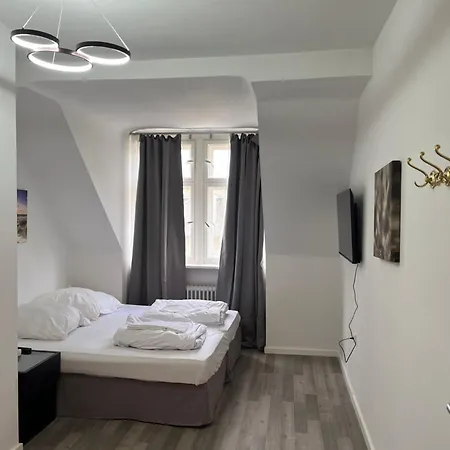 Bed & Breakfast King David Garden 3*