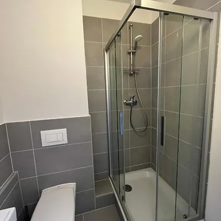 Bed & Breakfast King David Garden