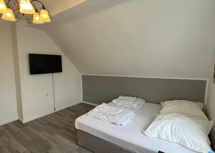 Bed & Breakfast King David Garden Berlin